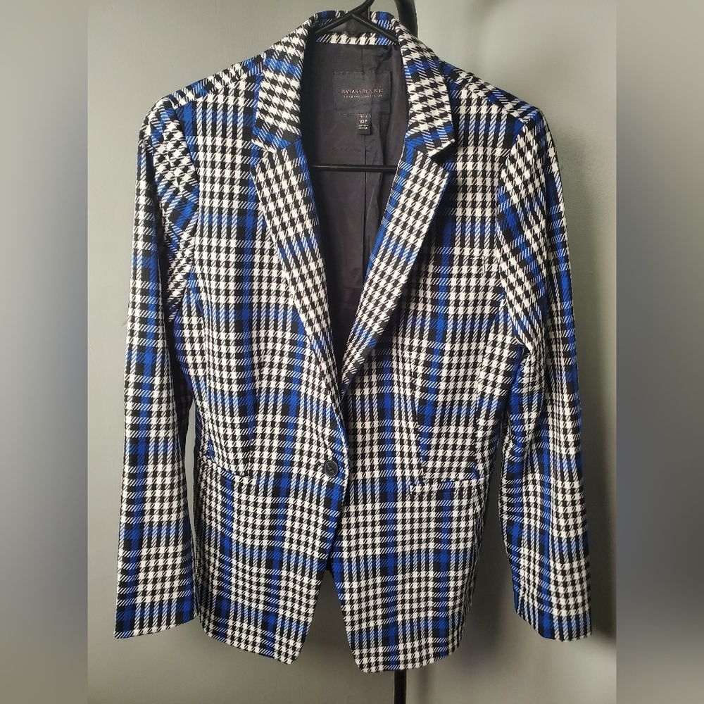 Banana Republic Black Blazer - Picture 2 of 4